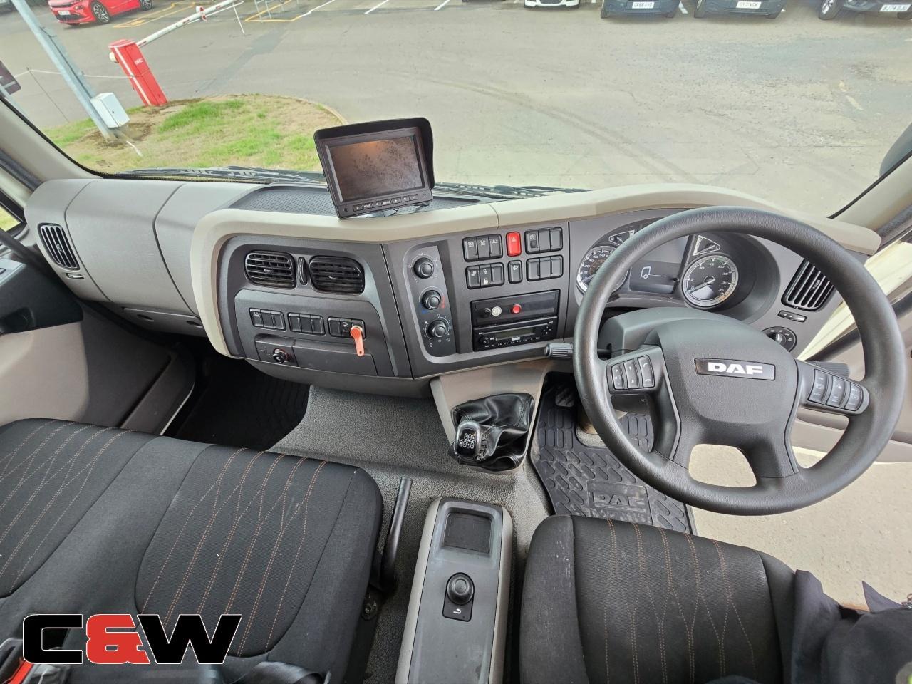 Vehicle image 34